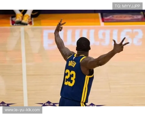 追梦格林真就靠防守组织拿下顶薪？看了这19助攻12板，我服了