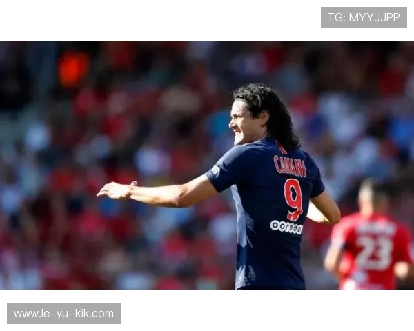 卡瓦尼正式加盟新俱乐部，开启职业生涯新篇章