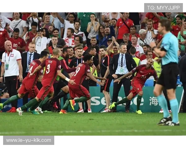 莱万终于破荒，进球加助攻助波兰赢下生死战